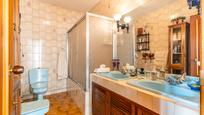 Bathroom of Flat for sale in Pozuelo de Alarcón  with Air Conditioner