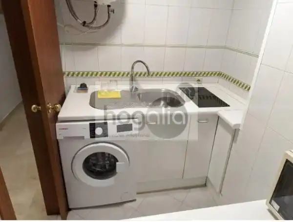 Kitchen of Flat for rent in Sevilla  with Air Conditioner, Swimming Pool and Furnished