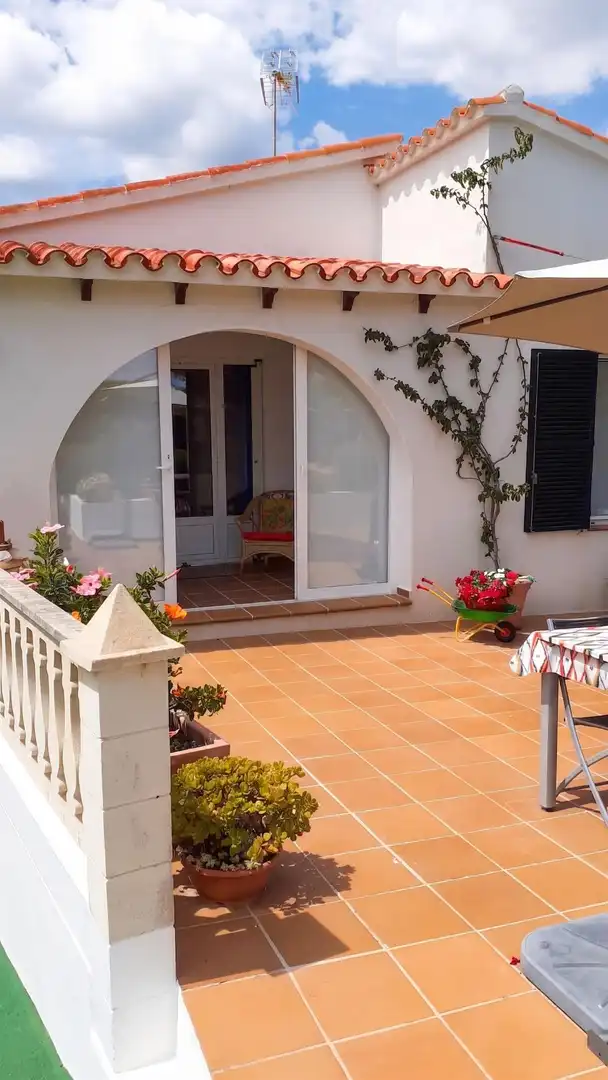 Terrassa de Casa o xalet en venda en Es Mercadal amb Aire condicionat, Jardí privat i Parquet