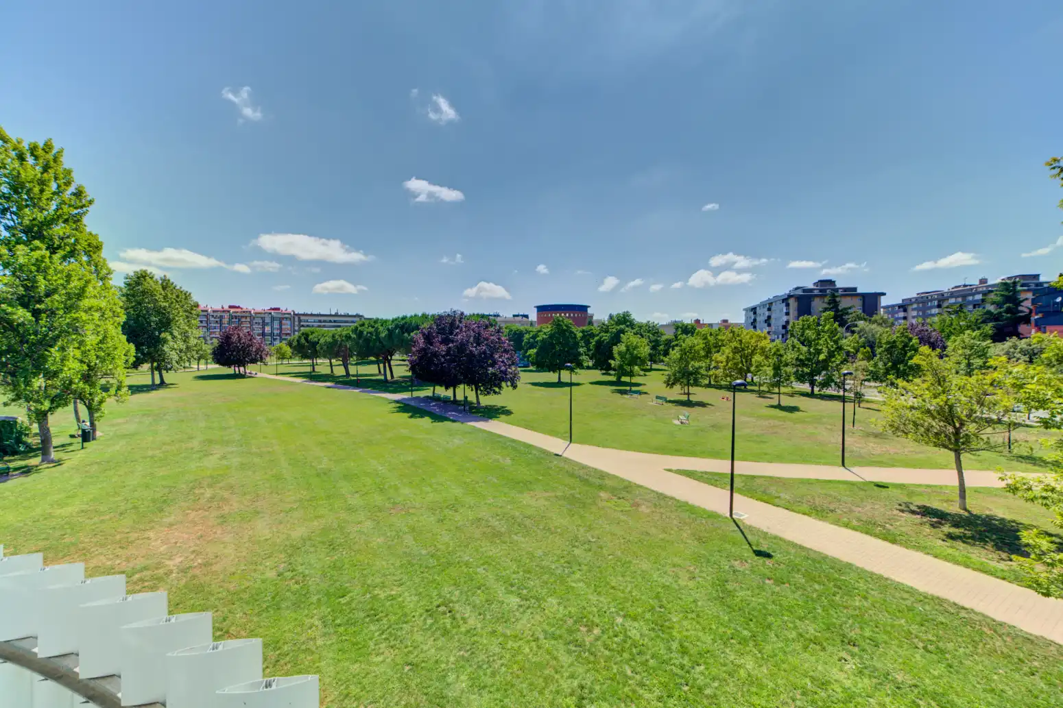 Vista exterior de Oficina en venta en  Pamplona / Iruña