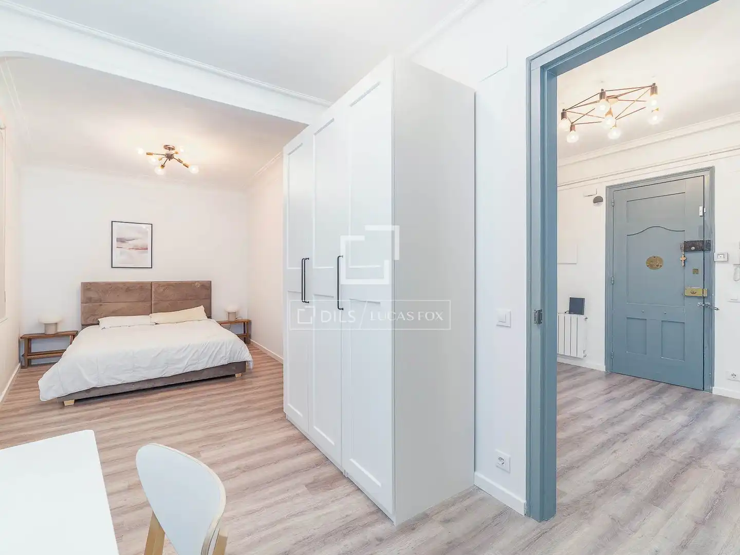 Bedroom of Flat for sale in Barcelona  with Air Conditioner, Terrace and Furnished