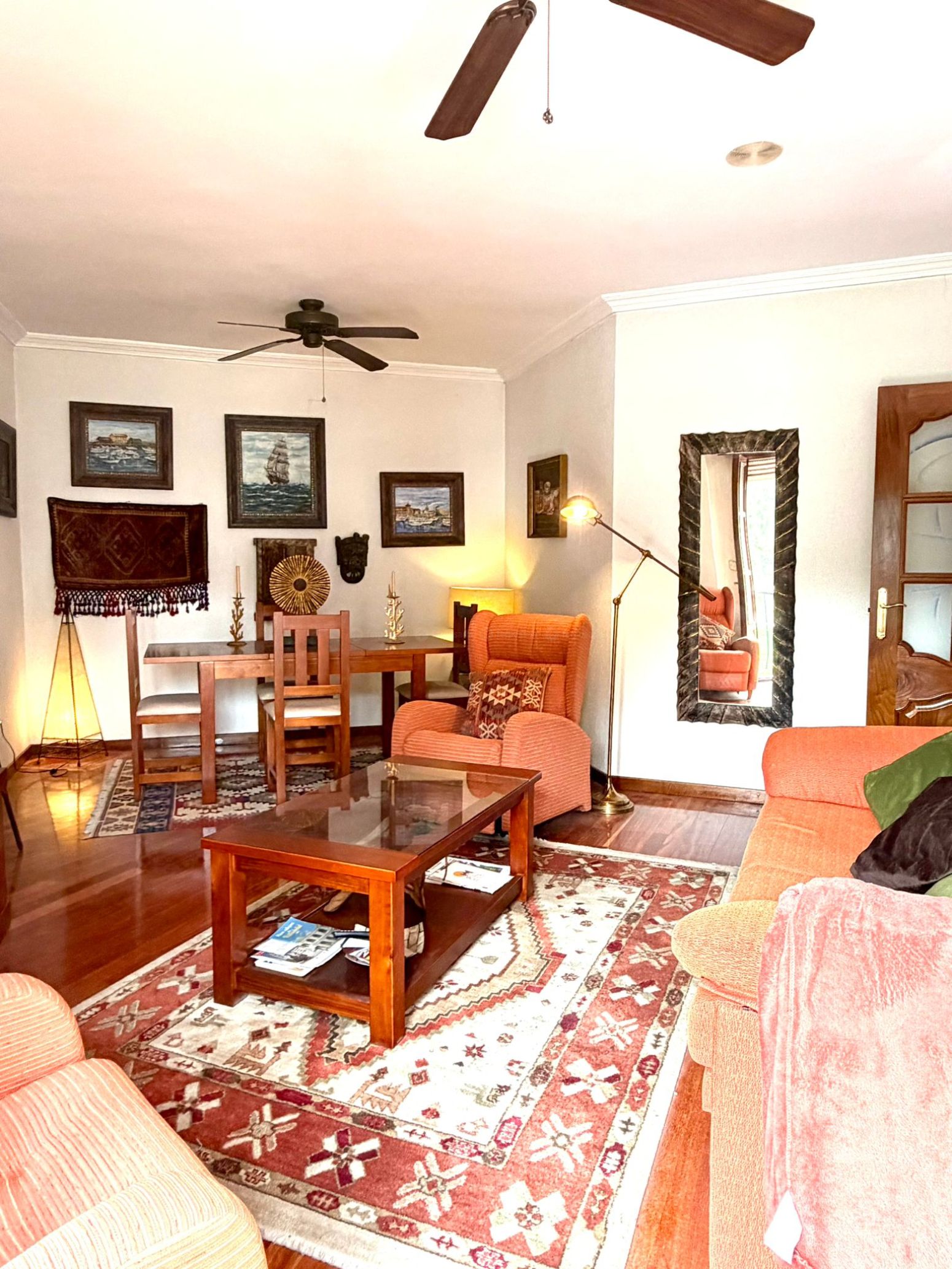 Sala d'estar de Pis en venda en Valladolid Capital amb Calefacció, Parquet i Balcó