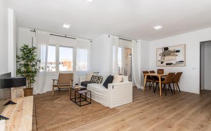 Living room of Flat for sale in Terrassa  with Heating and Balcony