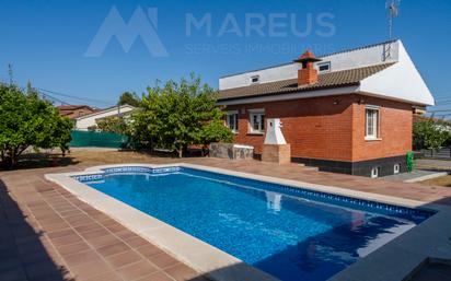 Swimming pool of House or chalet for sale in Masquefa  with Terrace and Swimming Pool