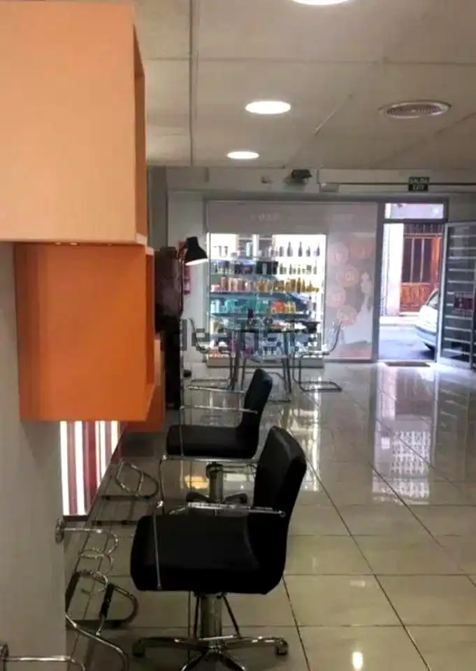 Business premises for sale in De Benavides, imagen 3
