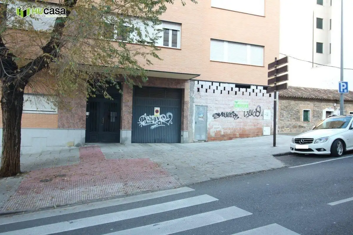 Außenansicht von Geschaftsraum zur Miete in Toledo