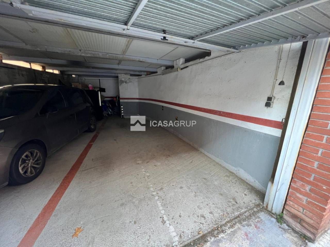 Aparcament de Garatge en venda en Rubí