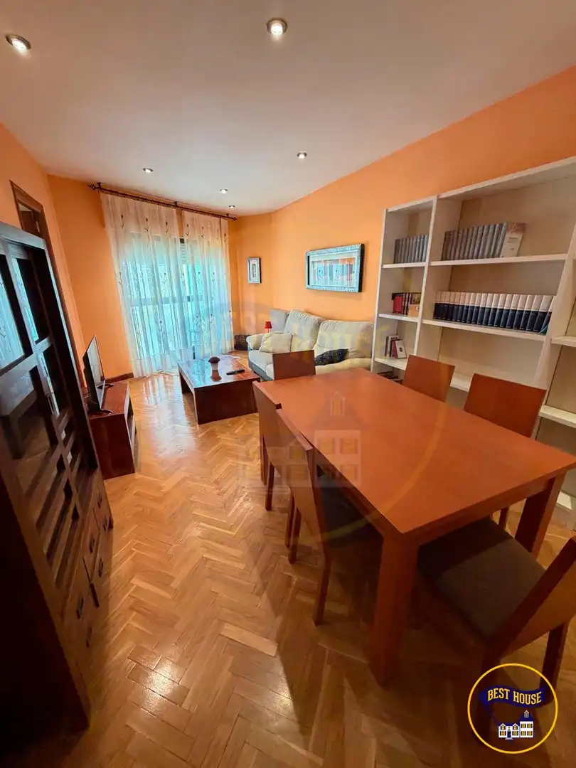Living room of Flat for rent in Cuenca  with Heating, Furnished and Balcony