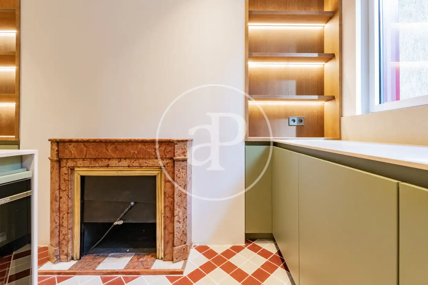 Living room of Flat for sale in Madrid  with Air Conditioner, Heating and Balcony