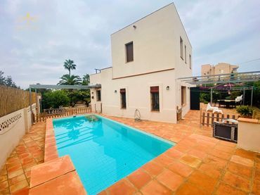 Villa mit Pool zur Miete in CAMINO VIEJO DE ALTEA