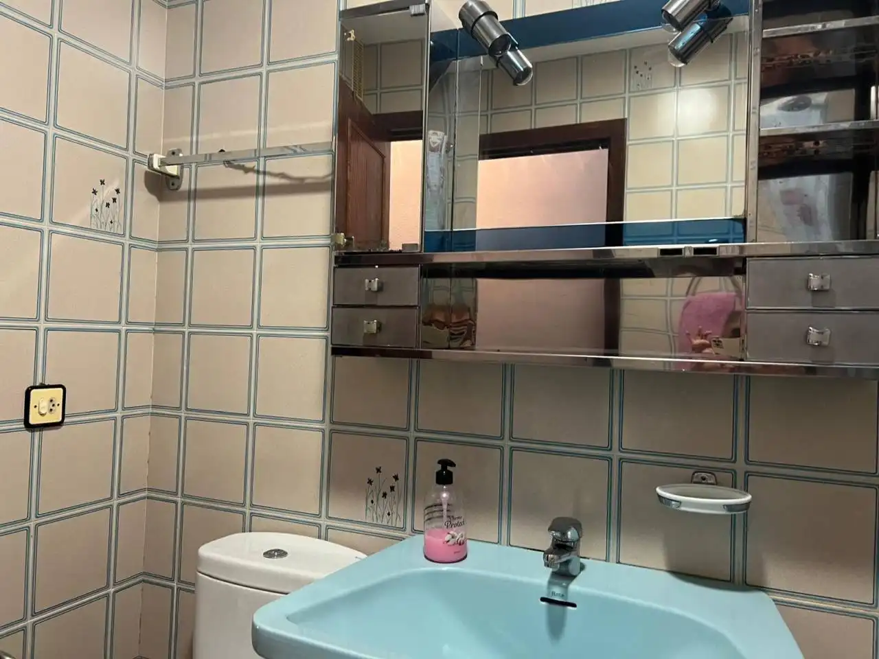 Baño de Piso de alquiler en Toledo con Calefacción y Amueblado