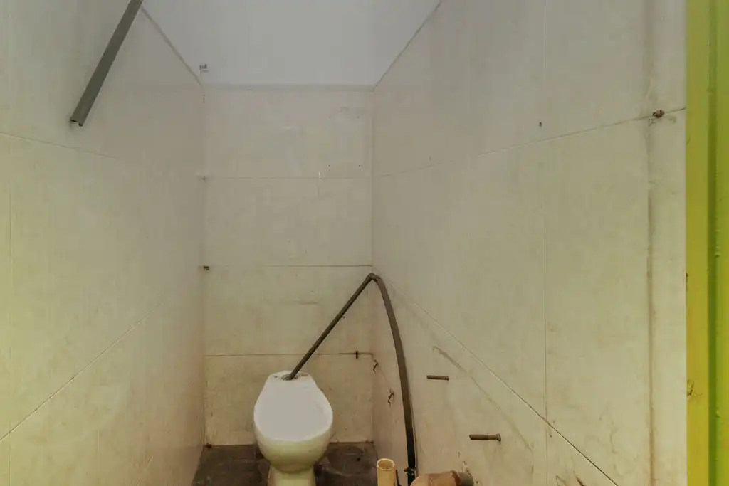 Badezimmer von Geschaftsraum zum Verkauf in Badalona