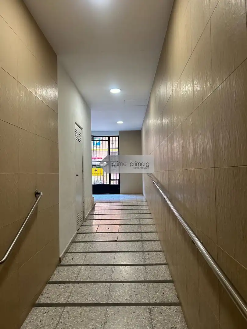Piso en venta en desfar, 42, Porta