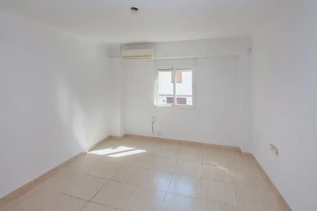 Piso en venta en C/ Cullera , Playa de Gandia