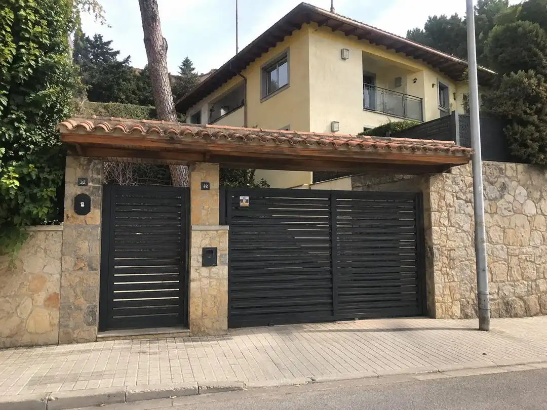 House with terrace to rent in Premià de Dalt
