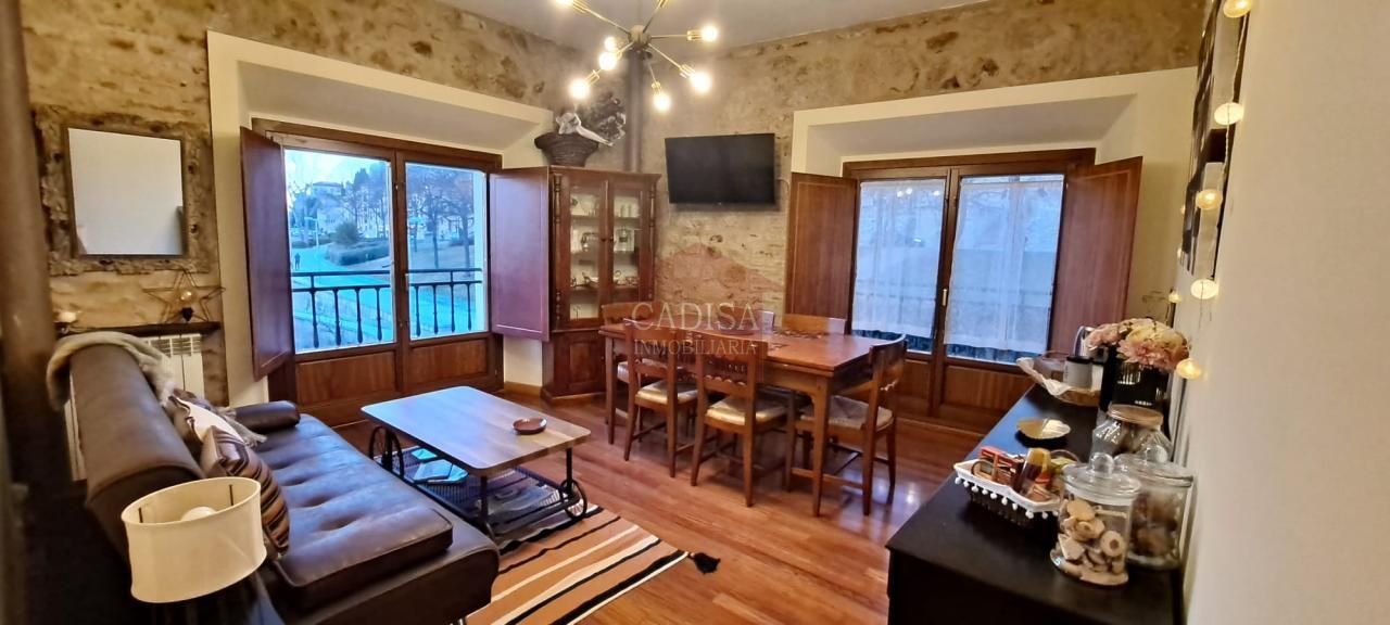 Sala d'estar de Pis de lloguer en Salamanca Capital amb Calefacció i Moblat