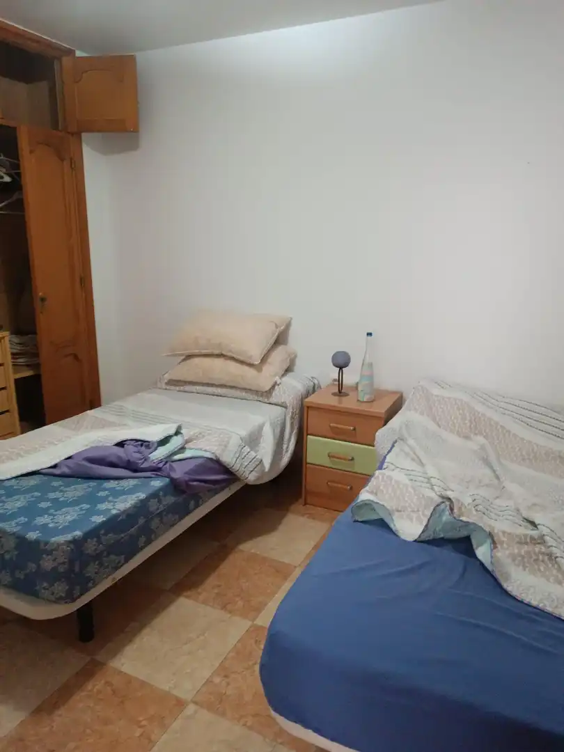 Habitación de Casa adosada de alquiler en Puerto Real con Terraza