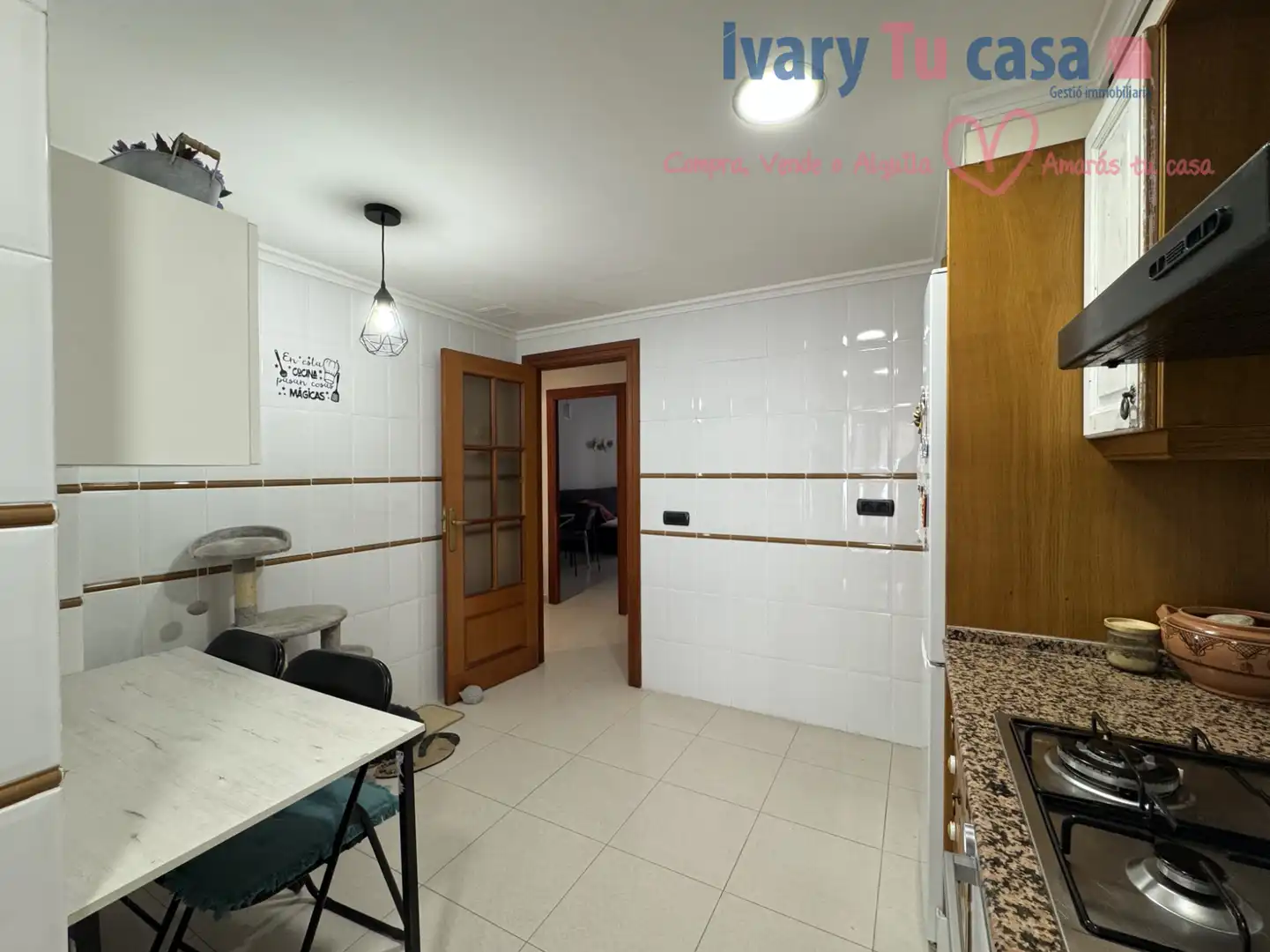 Cocina de Piso en venta en Castellón de la Plana / Castelló de la Plana con Calefacción, Terraza y Balcón