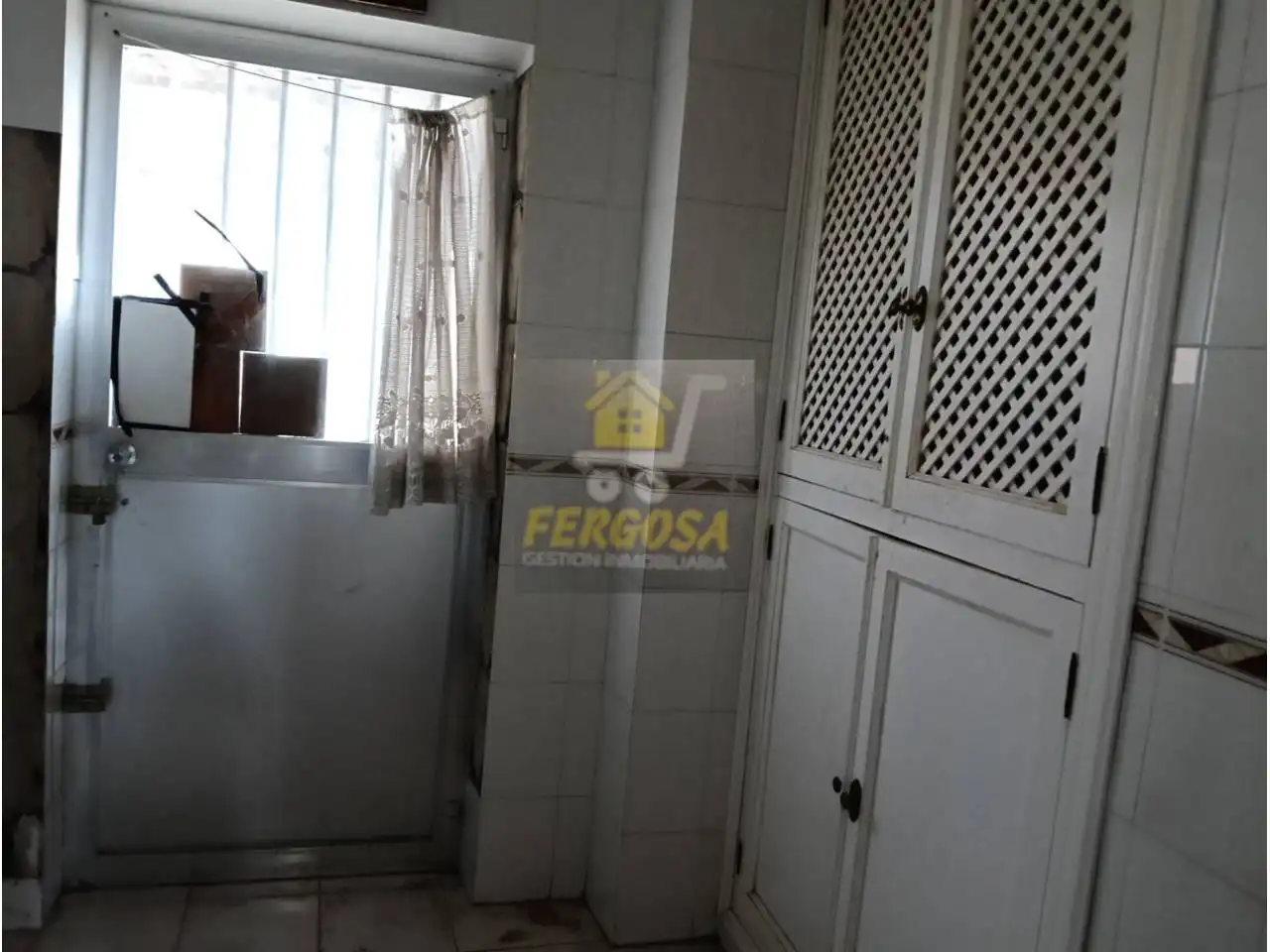 Wohnung zum Verkauf in Nombela mit Möbliert