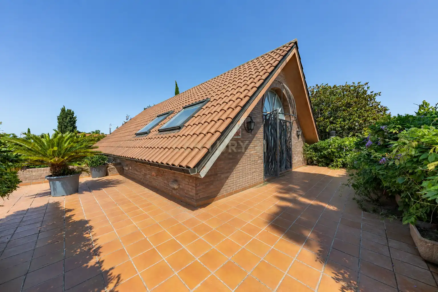 Casa o xalet en venda a Carrer de Mèxic, Sant Cugat del Vallès, Spain, -1, Arxiu