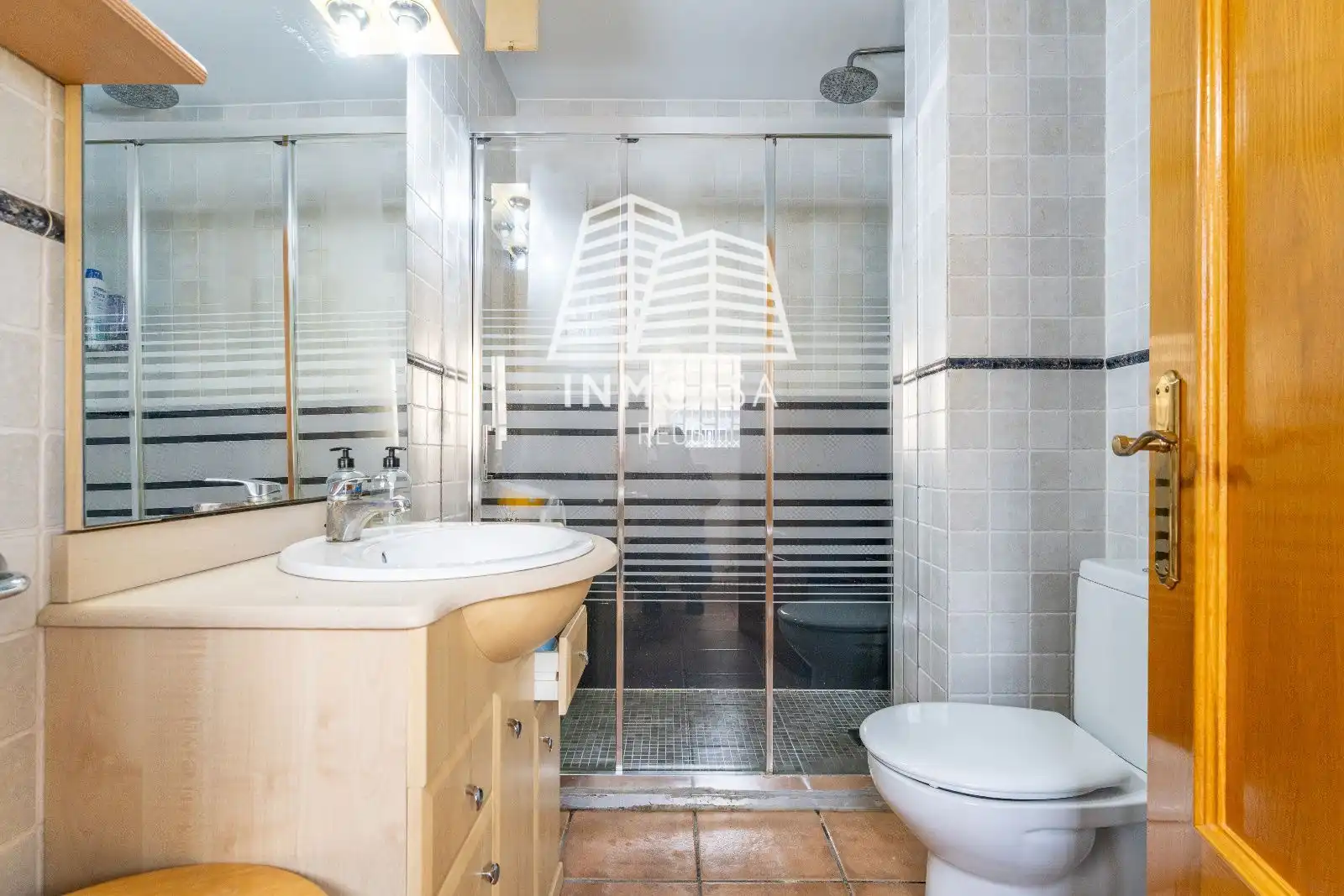 Baño de Casa adosada en venta en La Pobla de Montornès   con Aire acondicionado, Calefacción y Terraza