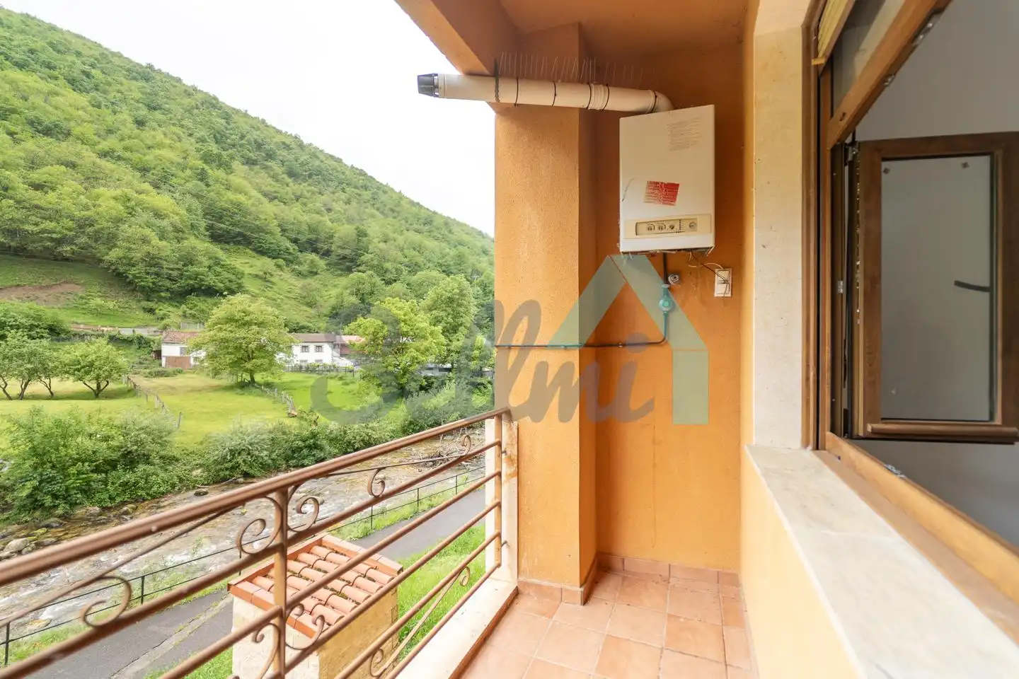 Terrasse von Wohnung zum Verkauf in Aller mit Heizung, Terrasse und Abstellraum