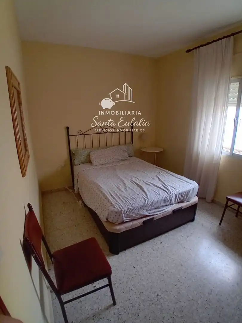 Schlafzimmer von Wohnung zur Miete in Mérida mit Klimaanlage, Heizung und Möbliert
