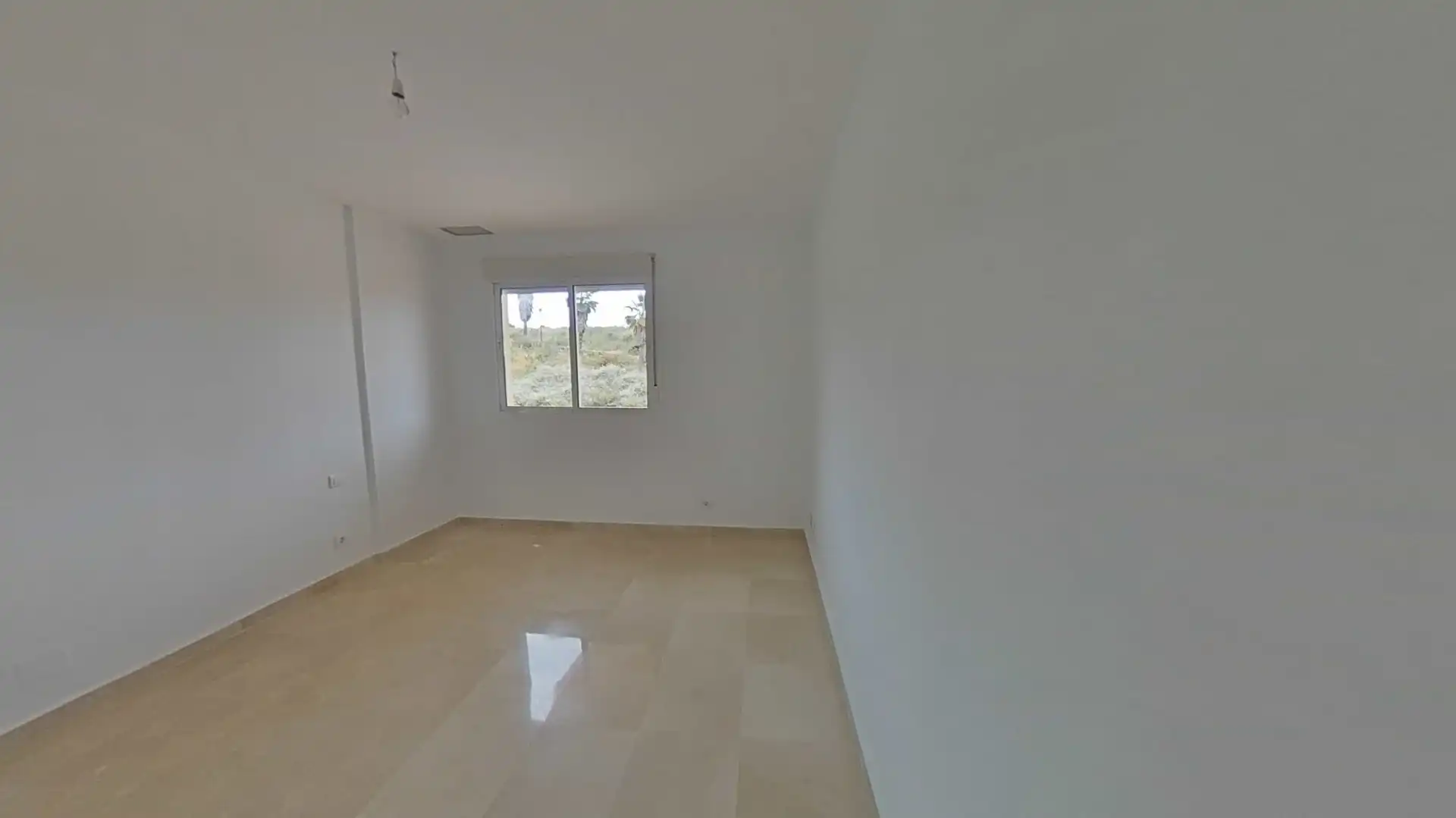 Schlafzimmer von Wohnungen zum Verkauf in Manilva mit Klimaanlage, Abstellraum und Schwimmbad