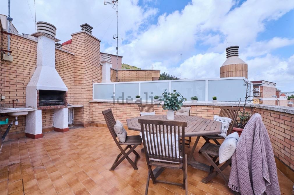Terrace of House or chalet for sale in  Barcelona Capital  with Air Conditioner, Heating and Private garden