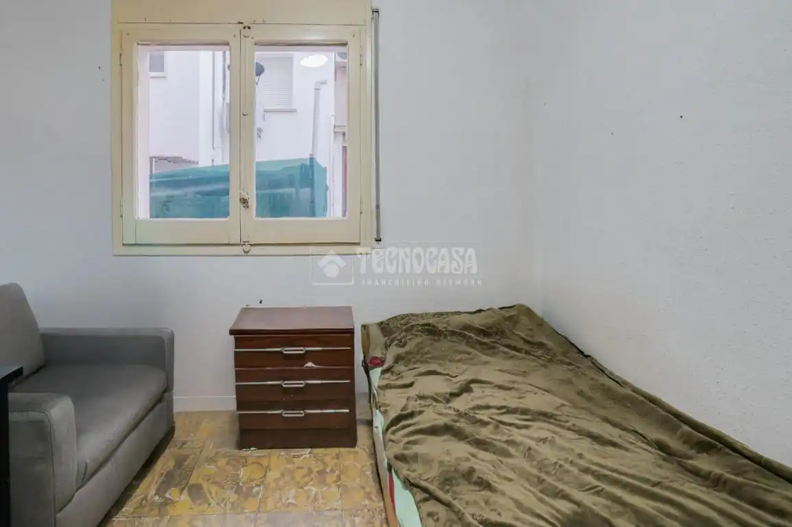 Habitación de Piso en venta en Barcelona con Balcón