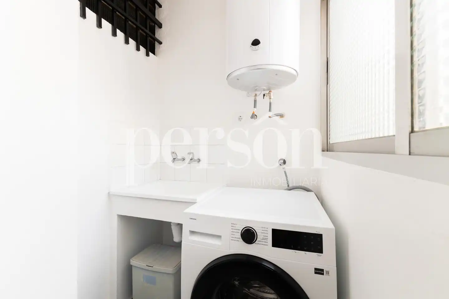 Badezimmer von Wohnung zur Miete in Valencia mit Klimaanlage, Heizung und Terrasse