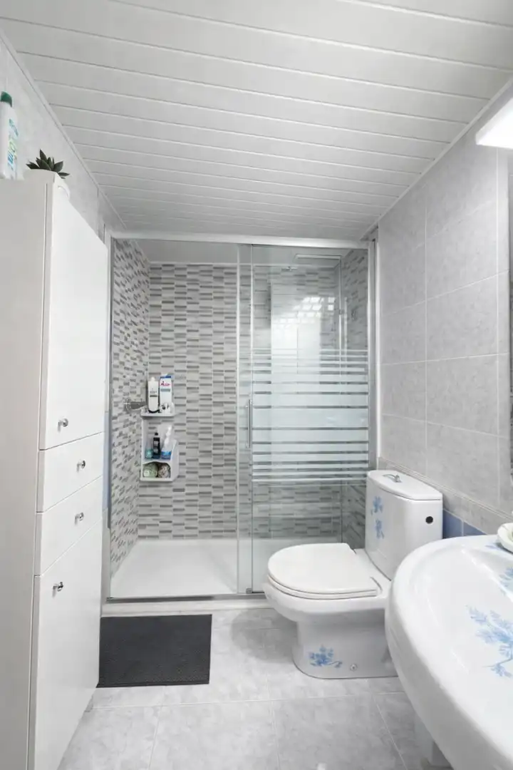 Bathroom of Flat for sale in Mollet del Vallès  with Heating, Furnished and Oven