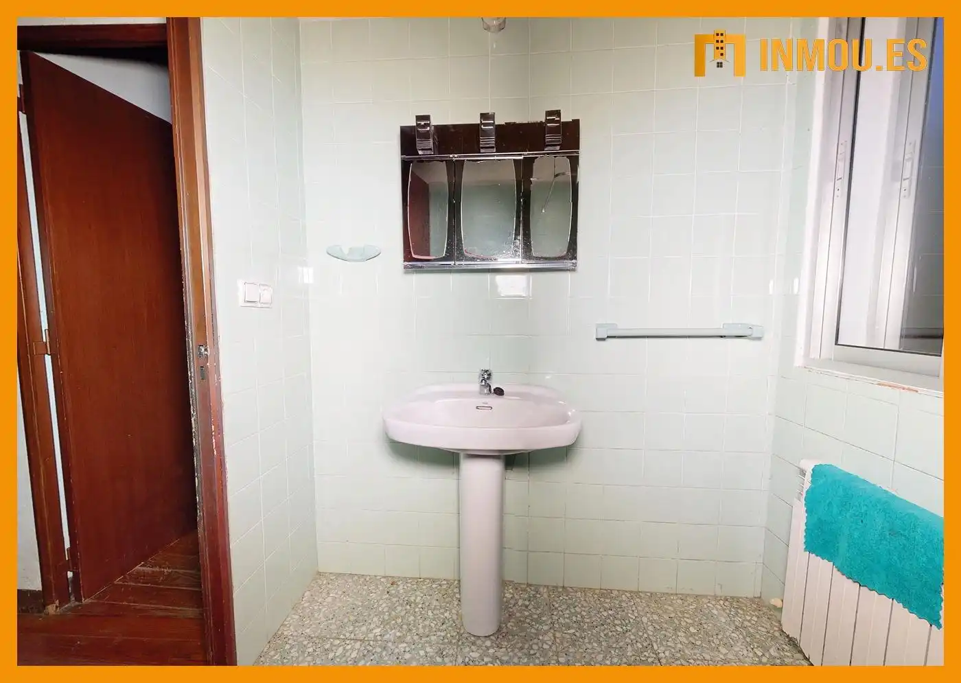 Bathroom of Houses for sale in Cartelle  with Heating and Private garden