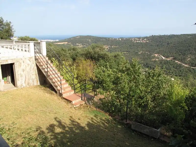 Casa con jardín en venta en Carrer de Zuric 22, imagen 30