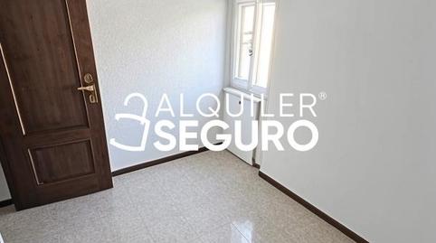 Foto 2 de Pis de lloguer a Jazmín, Reyes Católicos, Madrid