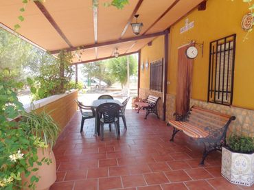 Villa avec piscine à vendre à Valdepeñas