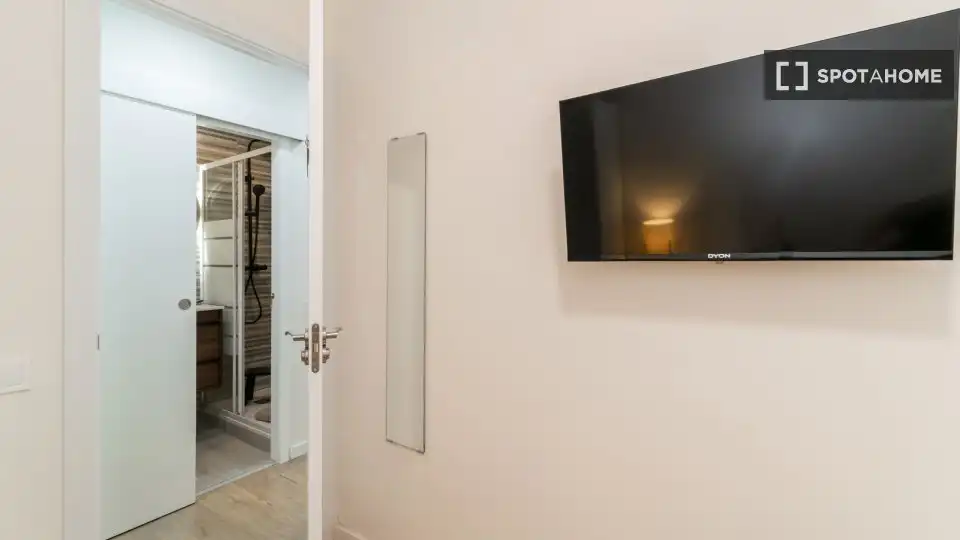 Wohnung zur untervermieten in Barcelona mit Klimaanlage, Terrasse und Möbliert