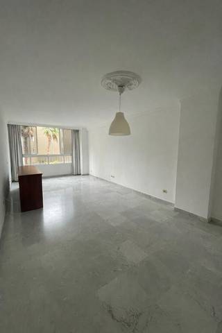 Piso en Venta en Urbanización Anaga