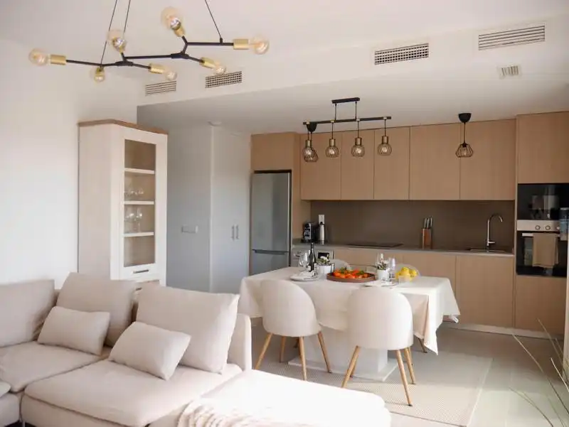 Cocina de Apartamento de alquiler en Estepona con Aire acondicionado, Terraza y Piscina