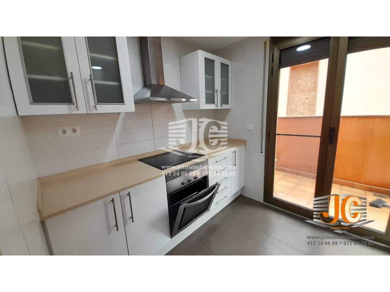 Àtic de lloguer a Calle DE LA SANG, Centre