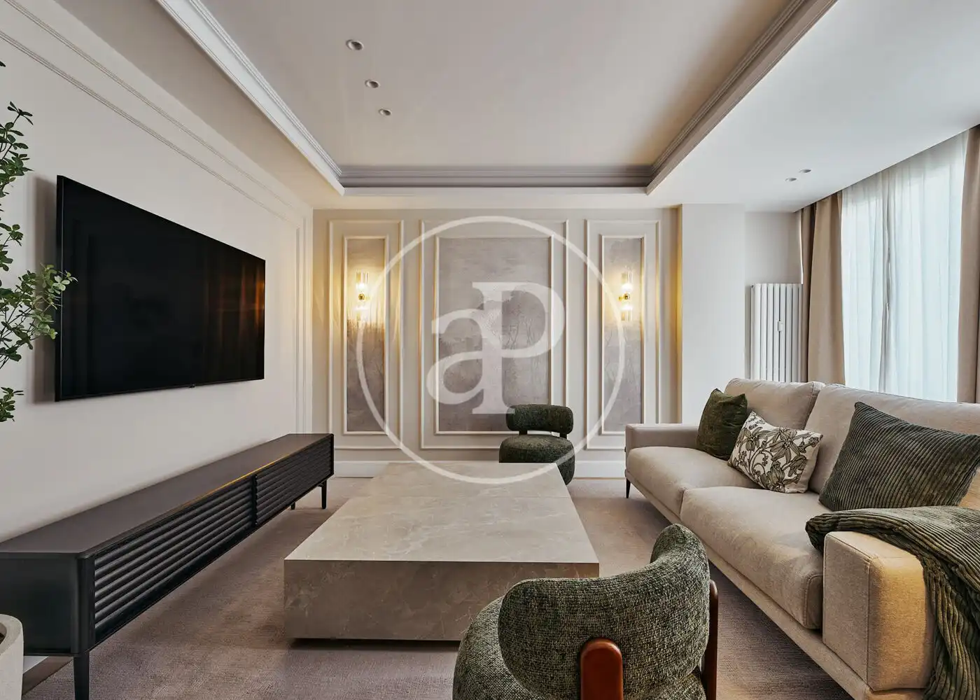 Living room of Flat for sale in Madrid  with Air Conditioner, Heating and Storage room