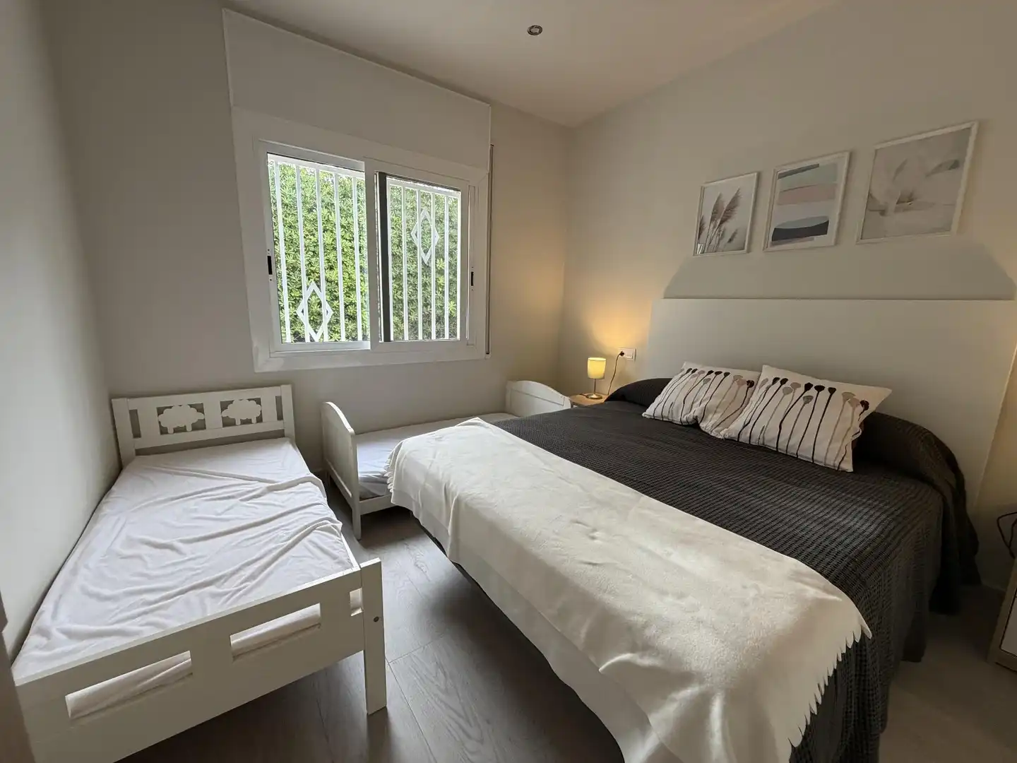 Habitación de Apartamento en venta en El Vendrell con Aire acondicionado, Calefacción y Amueblado