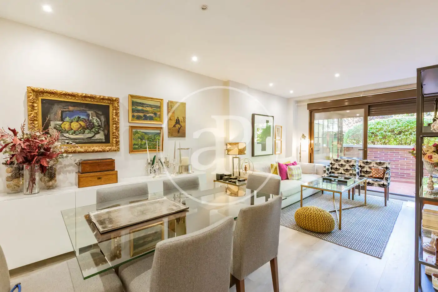 Comedor de Piso en venta en Madrid con Aire acondicionado, Calefacción y Jardín privado