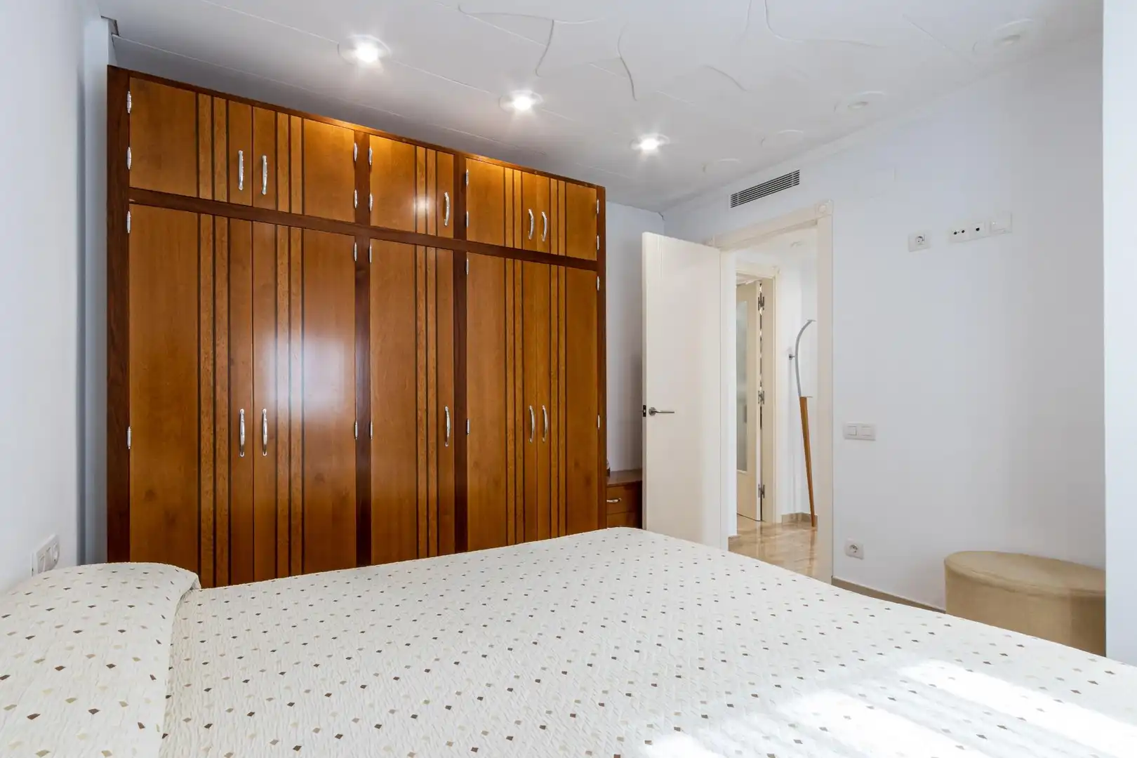 Dormitori de Casa o xalet en venda en Castellar del Vallès amb Calefacció, Jardí privat i Terrassa
