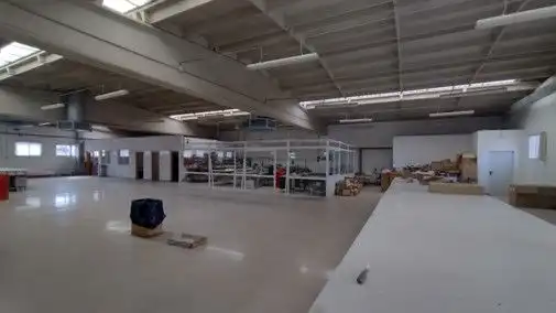 Nau industrial de lloguer en Zaragoza
