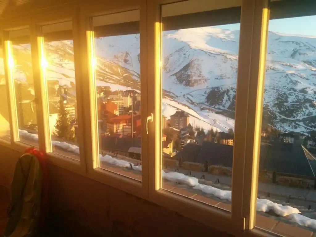 Vista exterior de Apartament en venda en Sierra Nevada amb Terrassa i Moblat