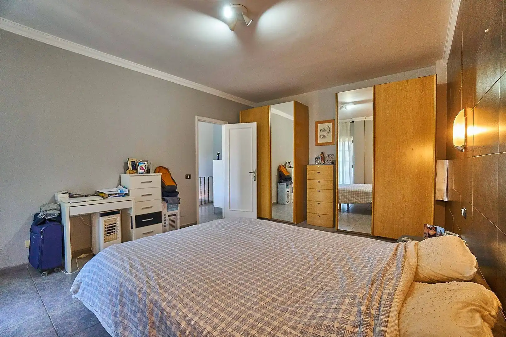 Dormitori de Casa adosada en venda en Las Palmas de Gran Canaria amb Jardí privat, Terrassa i Traster