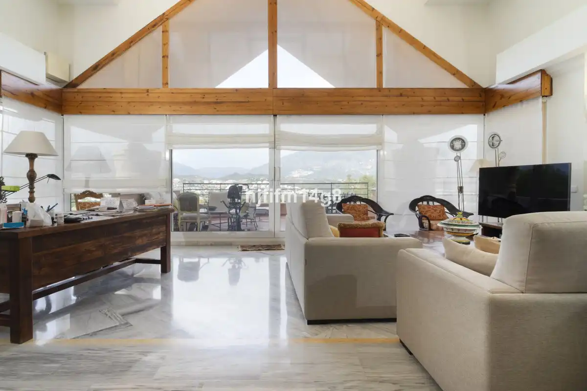 Penthouse mit Aufzug zum Verkauf in Nueva Andalucía, imagen 5