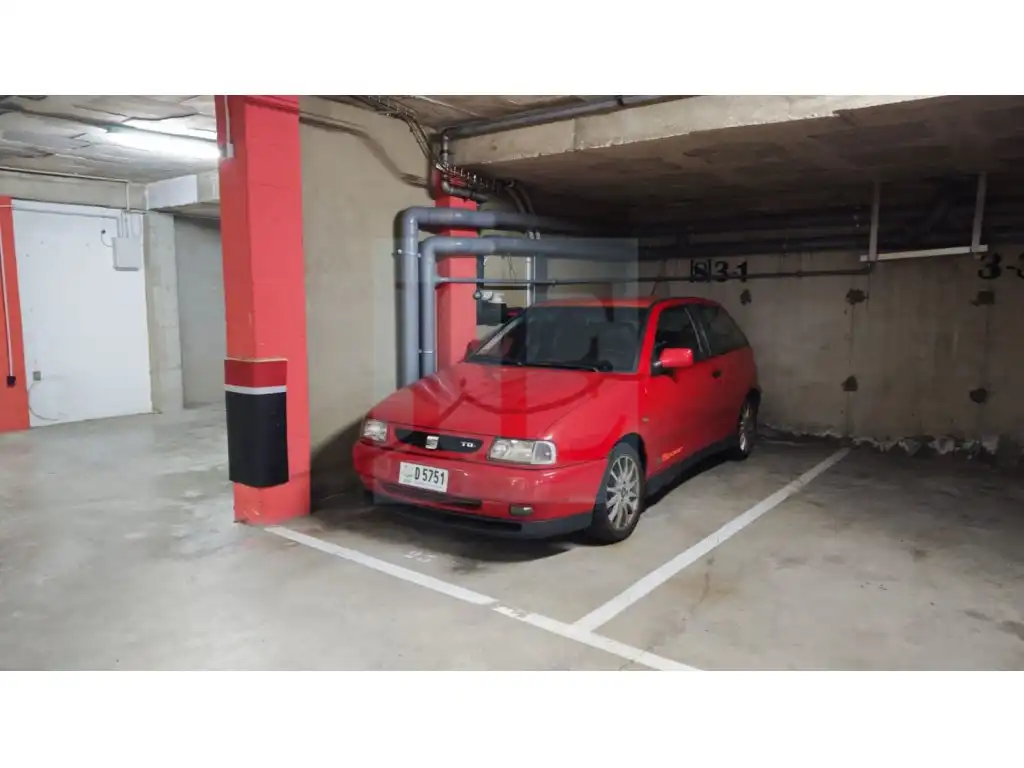 Appartement compact avec ascenseur à vendre à Urb. els Refugis, 16-22, imagen 3