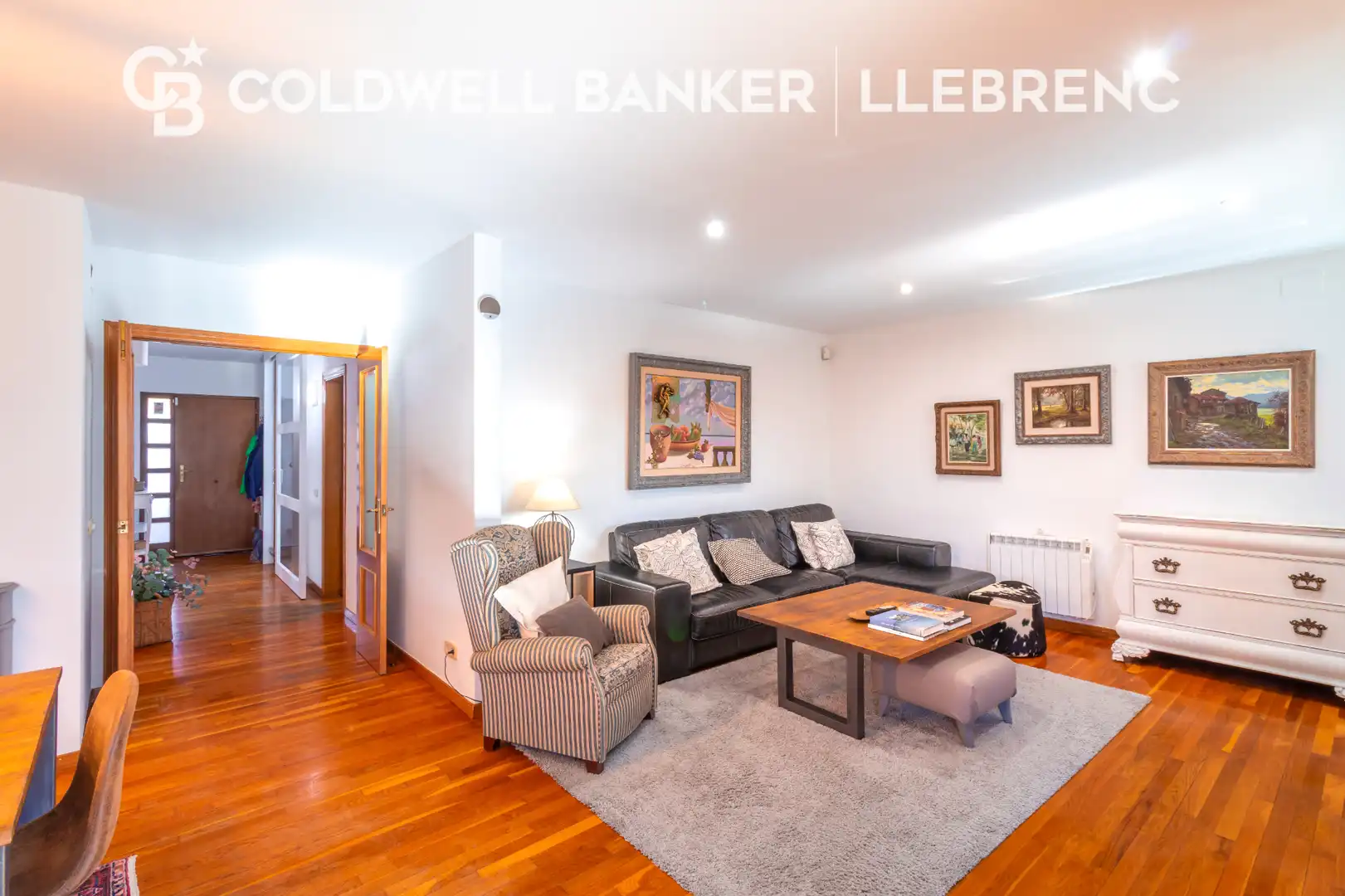 Living room of Houses for sale in Sant Cugat del Vallès  with Air Conditioner, Heating and Private garden